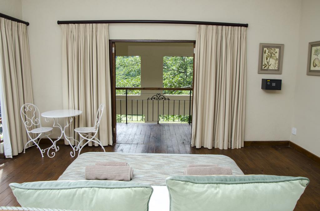 Villa Rostrata-On-Lake Hazyview Ngoại thất bức ảnh