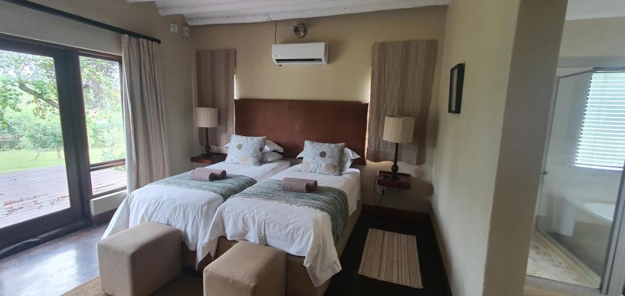 Villa Rostrata-On-Lake Hazyview Ngoại thất bức ảnh